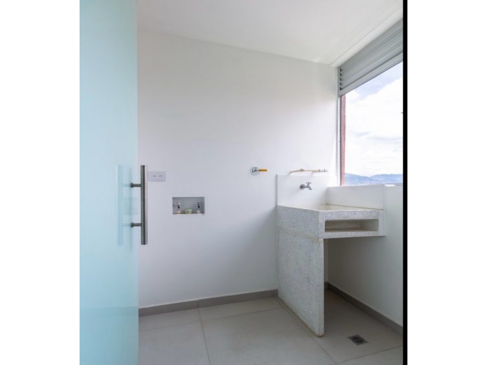 VENTA DE APARTAMENTO EN SABANETA SECTOR ASDESILLAS — foto 6