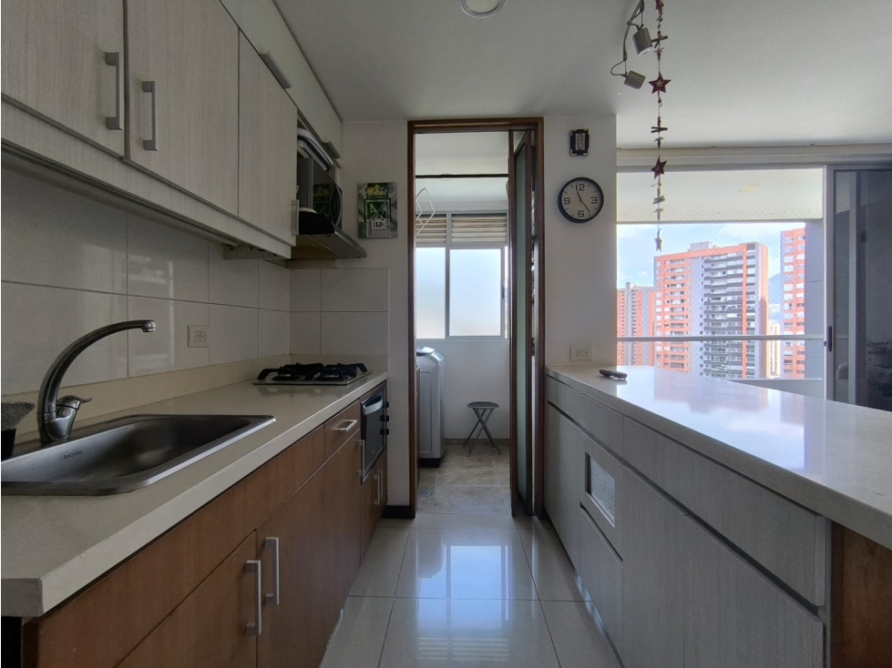 Venta de Apartamento Suramérica Itagüí, 86mt2, Parqueadero y útil — foto 5