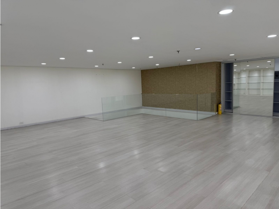 Local comercial en arriendo en El Poblado, sector Manila / GM - 3