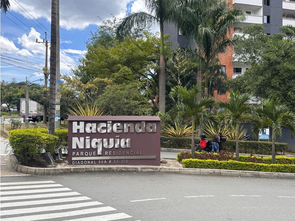 APARTAMENTO EN VENTA EN BELLO UNIDAD hacienda Niquia