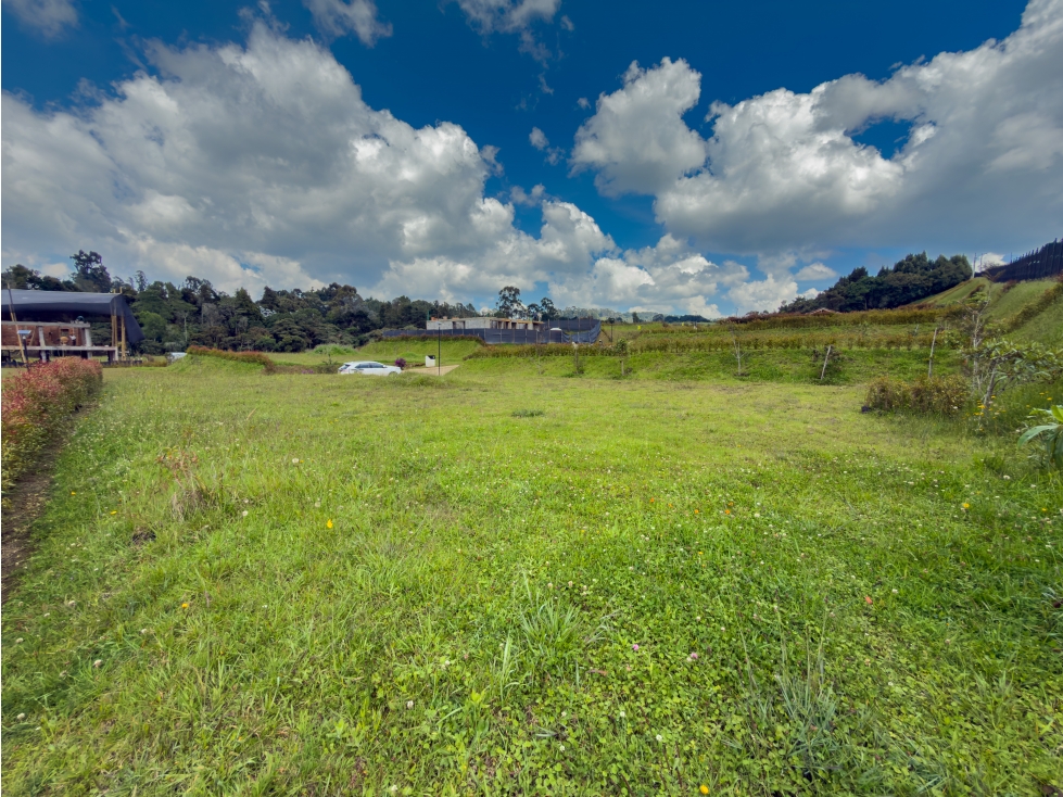 Venta lote en alto de Palmas