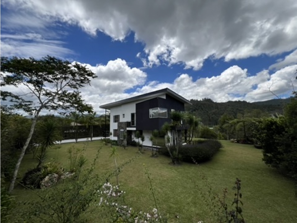Venta Casa campestre | via Llanogrande | Precio Oportunidad