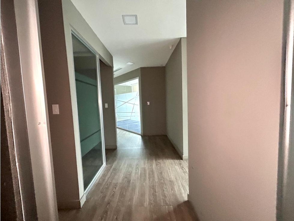 Alquiler de Oficina en Costa del Este Torre Financial Park — foto 5