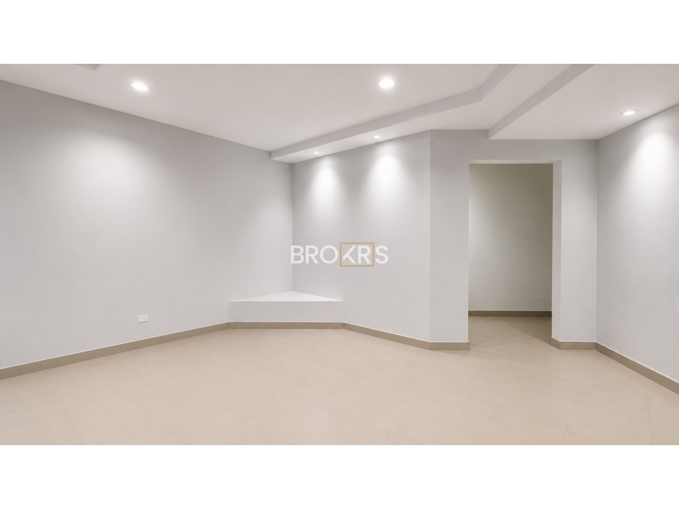 Oficina en alquiler - Plaza Credicorp Bank, 279.95 m² — foto 5