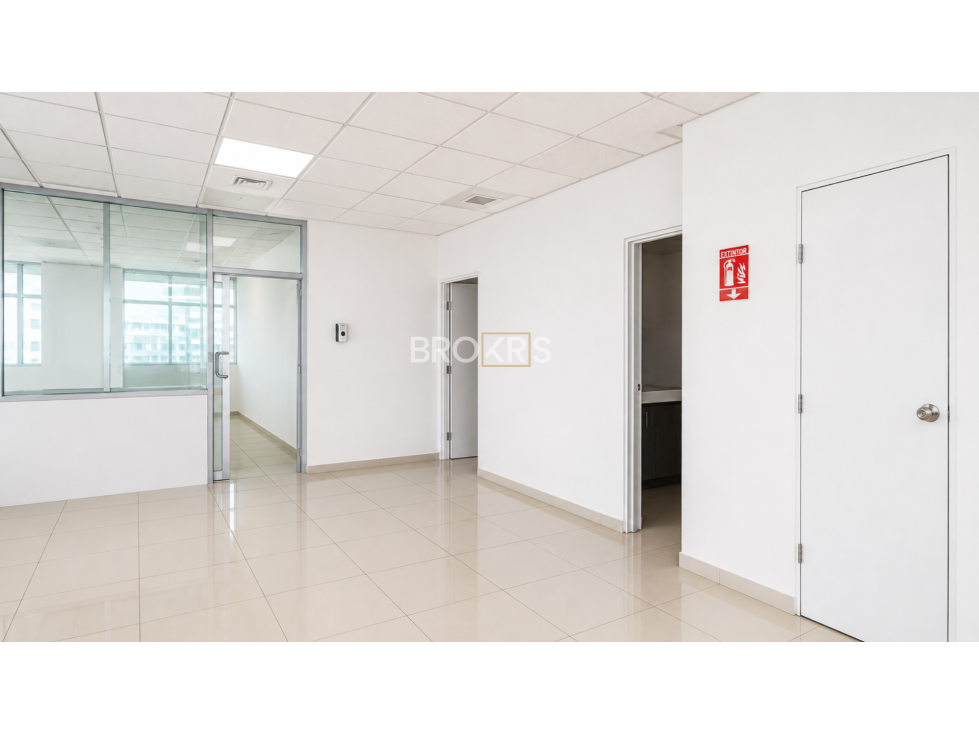 Oficina en alquiler - Plaza Credicorp Bank, 221.33 m² — foto 5