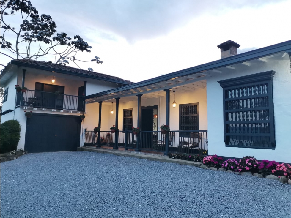 hermosa finca en venta en el retiro - el chuzcal