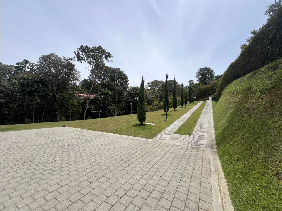 hermosa casa en venta - hacienda capiro