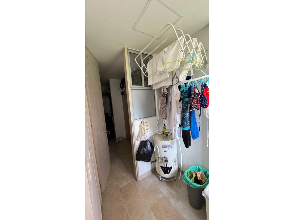 VENTA DE APARTAMENTO HERMOSO Y MODERNO EN LALINDE EL POBLADO — foto 6