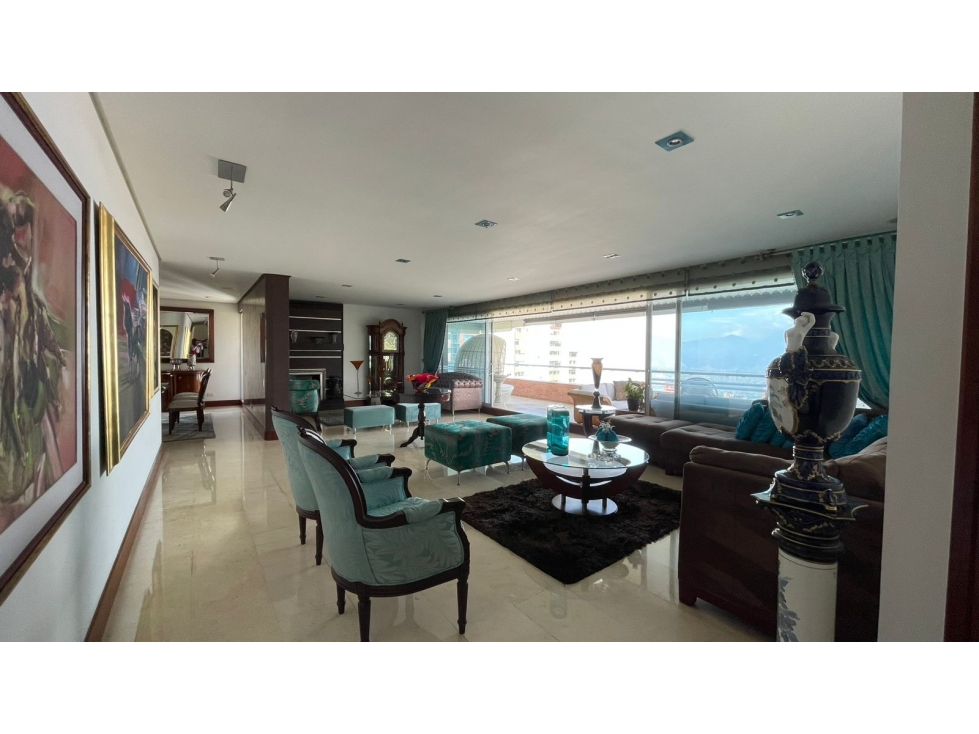 VENTA DE AMPLIO Y HERMOSO APARTAMENTO SECTOR EL TESORO — foto 2