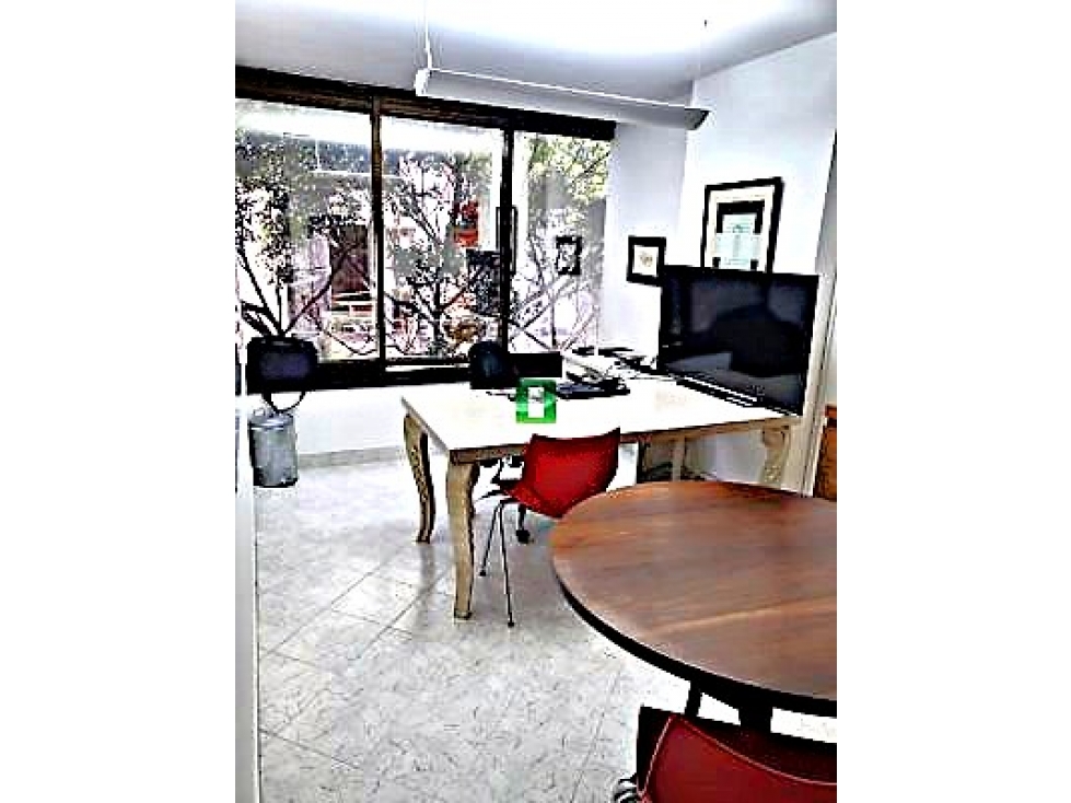 EXCELENTE APARTAMENTO EN EL CORAZON DEL POBLADO