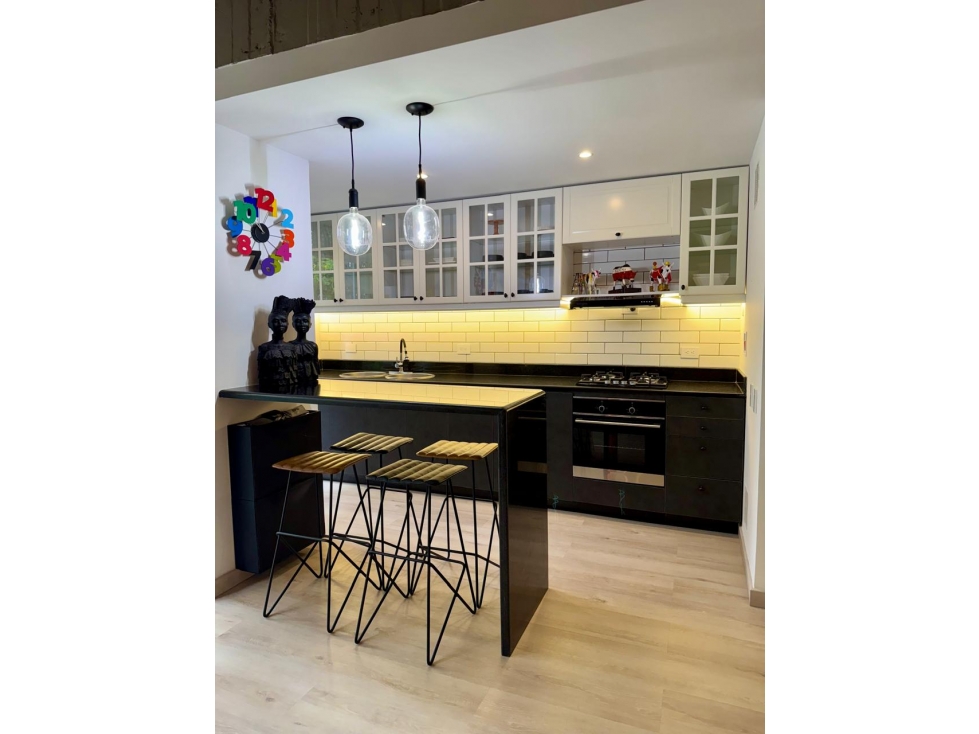 APARTAMENTO DE UNA ALCOBA EN PROVENZA