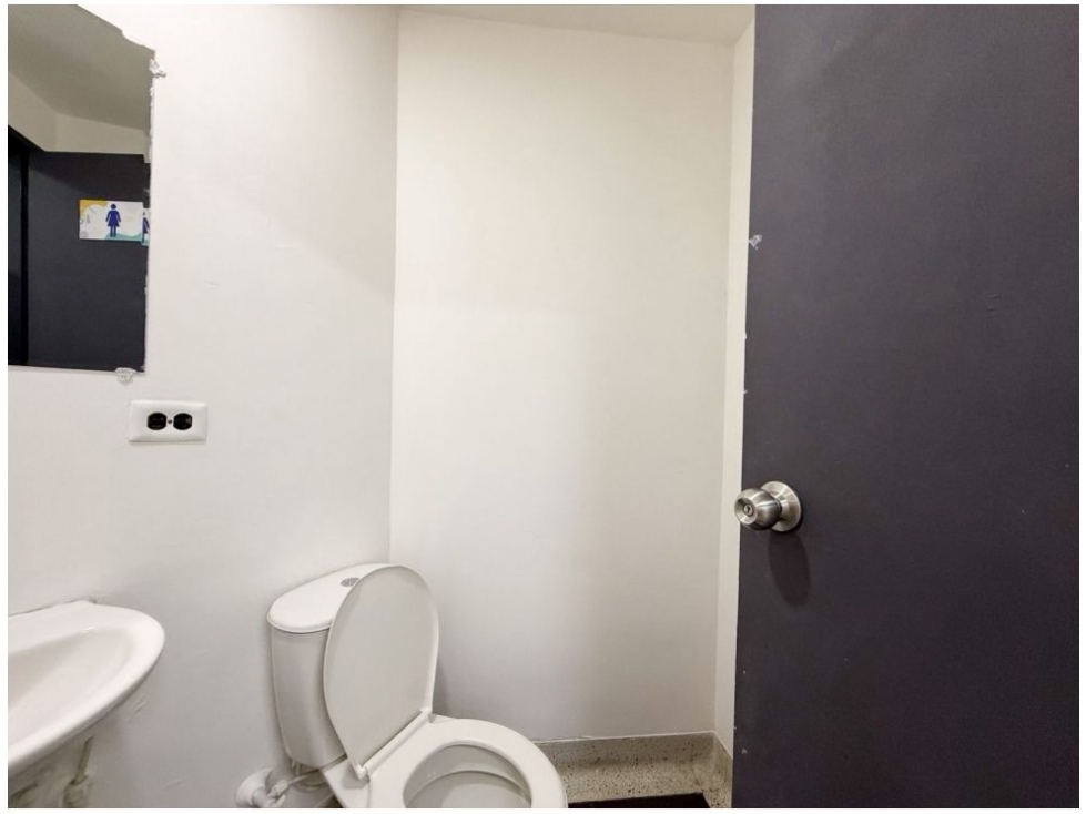 Oficina para la venta en Ed Banco Popular centro de Medellin — foto 3