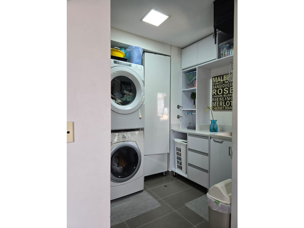 Venta de hermoso apartamento en Envigado — foto 6