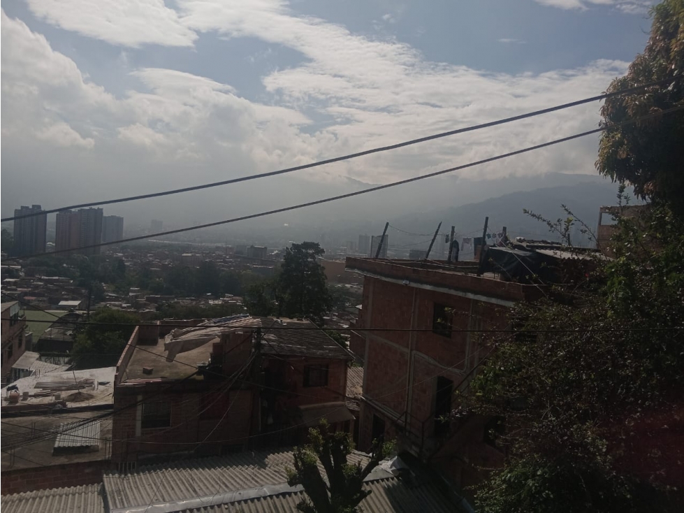 Se vende Casa Lote en Itagui - Excelente ubicacion — foto 2