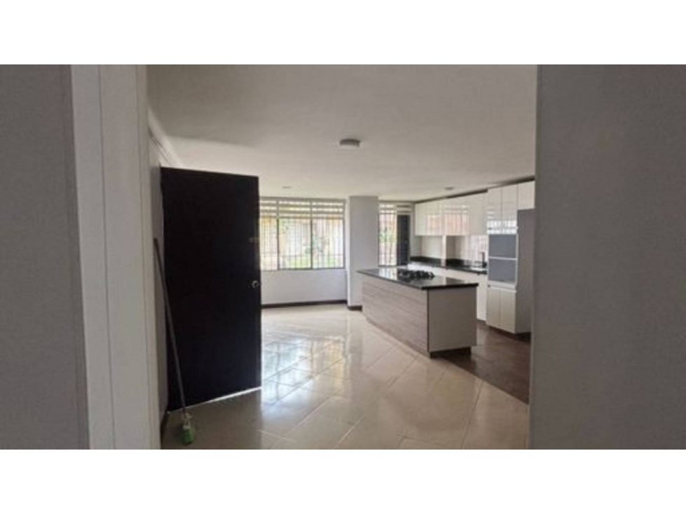 Apartamento en Laureles excelente ubicacion