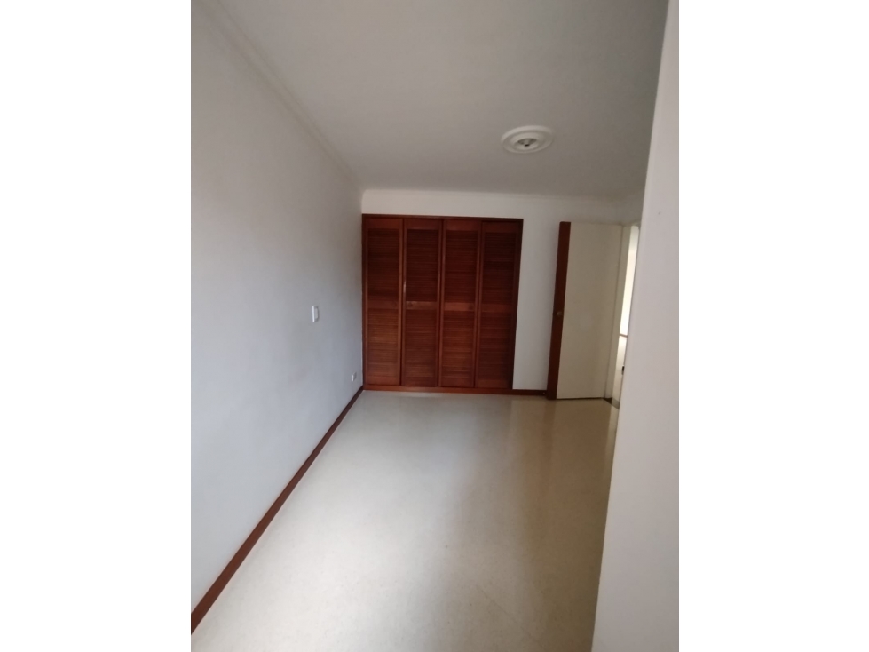 Se vende apartamento en Laureles, Segundo parque — foto 4