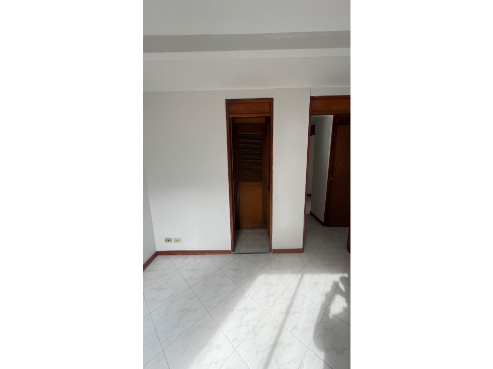 Venta de apartamento en la loma del indio — foto 4