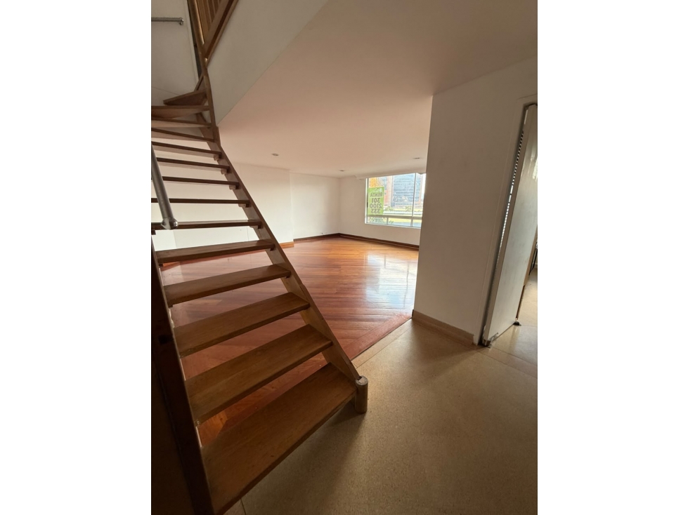 duplex loma del tesoro en frente del mall del este
