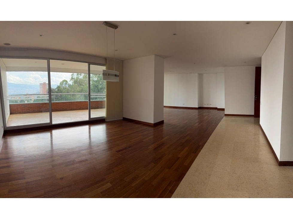 apartamento en sector del tesoro y clinica del rosario