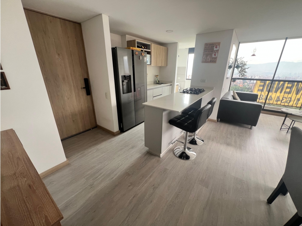 VENTA DE AMPLIO Y EXCLUSIVO APARTAMENTO EN ENVIGADO