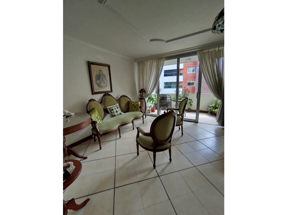 Apartamento Laureles frente a la UPB