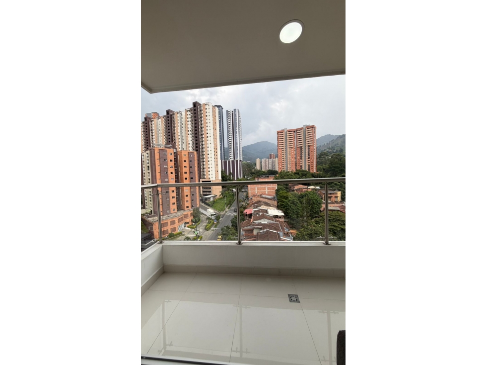 Venta de hermoso y comodo apartamento en la doctora parte baja — foto 4