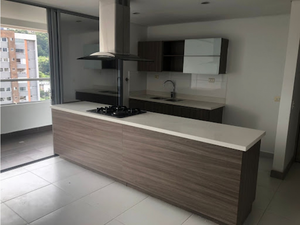 VENTA DE APARTAMENTO CON HERMOSA VISTA EN CASTROPOL
