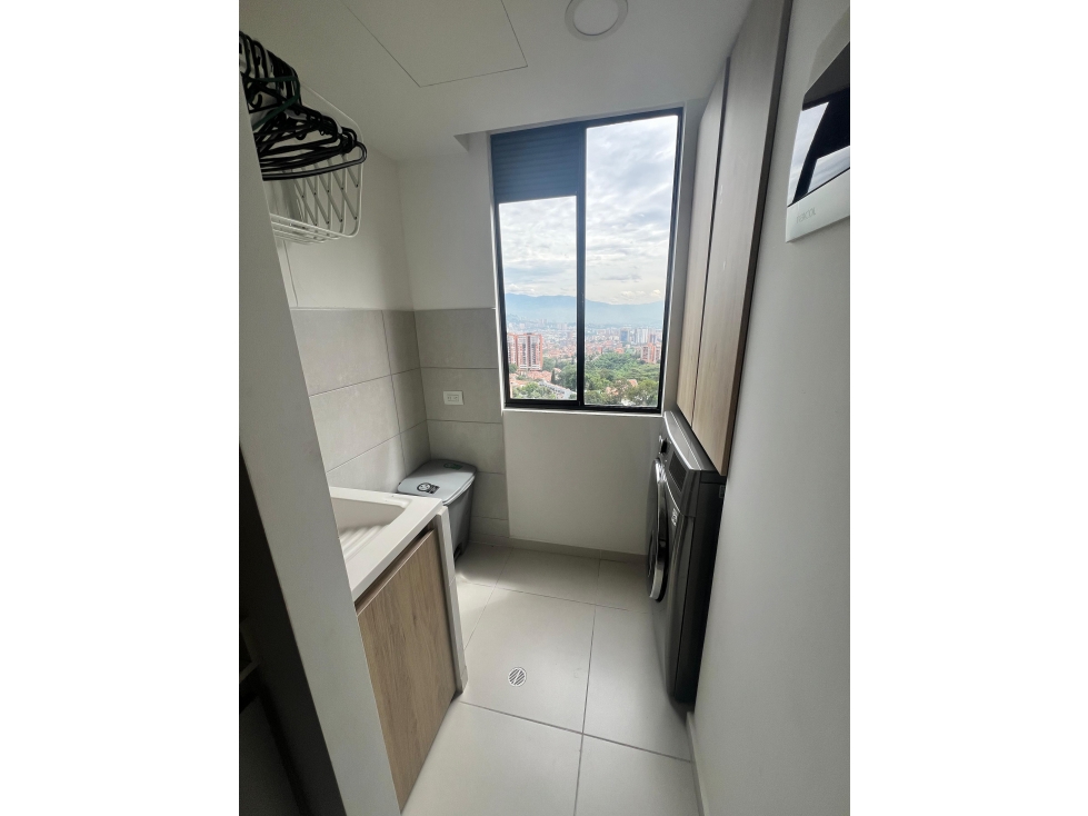 VENTA DE AMPLIO Y EXCLUSIVO APARTAMENTO EN ENVIGADO — foto 6