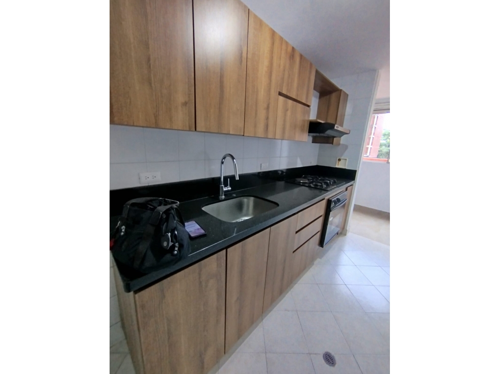 Se vende apartamento en Laureles, Segundo parque — foto 2