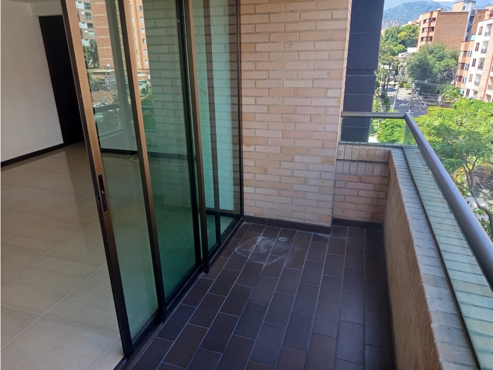 Apartamento en Laureles cerca al primer parque — foto 3