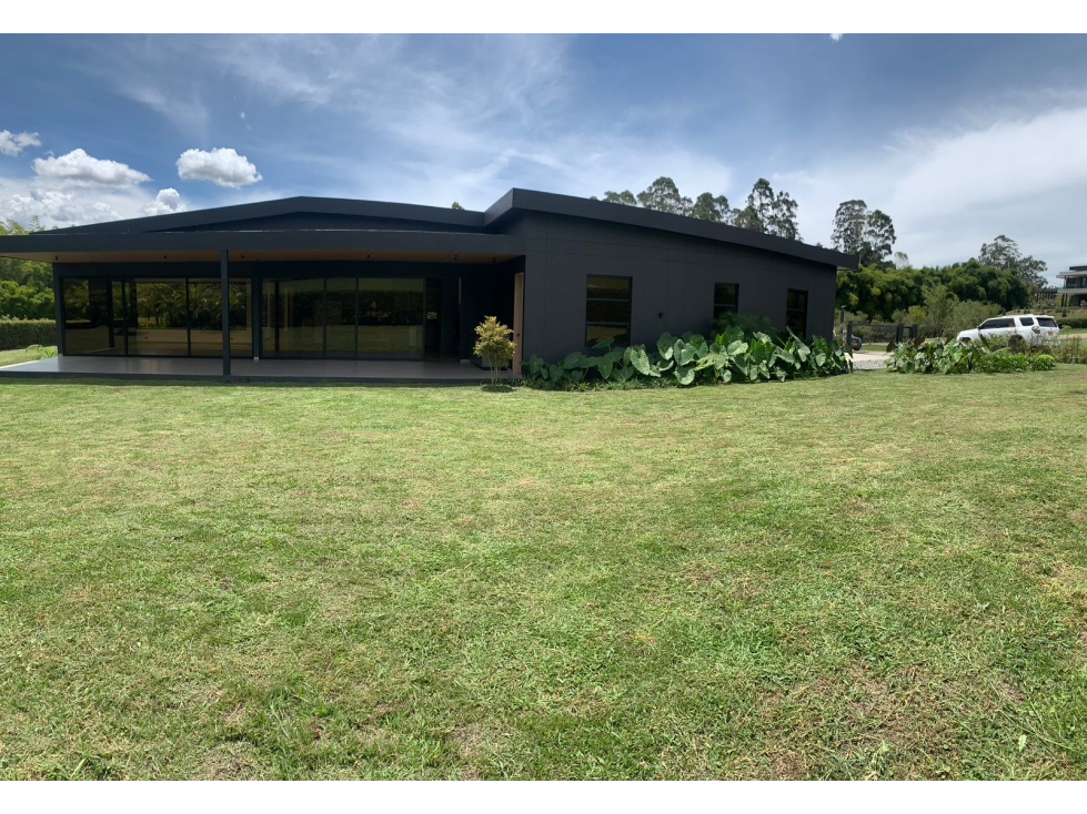 casa en llanogrande en PARCELACION cerca al club campestre