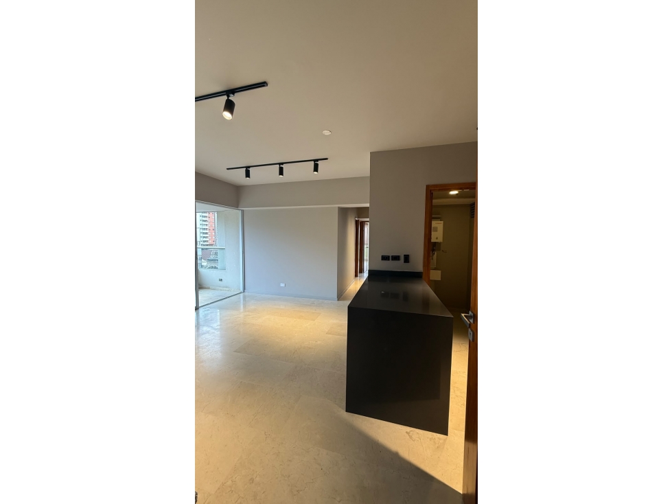 VENTA DE HERMOSO Y AMPLIO APARTAMENTO EN SABANETA SECTOR CARMELO — foto 3