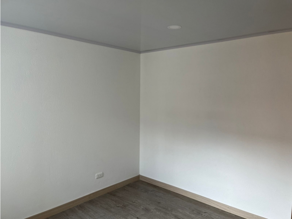 VENTA DE APARTAMENTO EN VALVERDE LA CEJA — foto 3