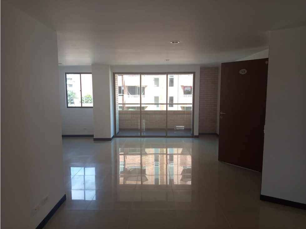 Apartamento en Laureles cerca al primer parque — foto 4
