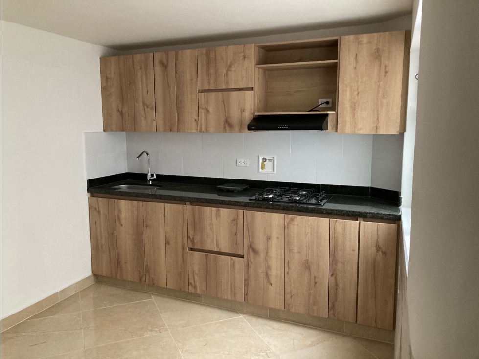Edificio Comercial de apartamentos en Calasanz