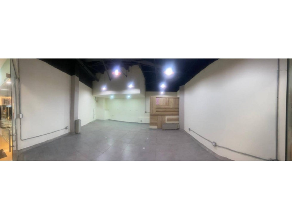 Local en venta en centro comercial Plaza Arrayanes
