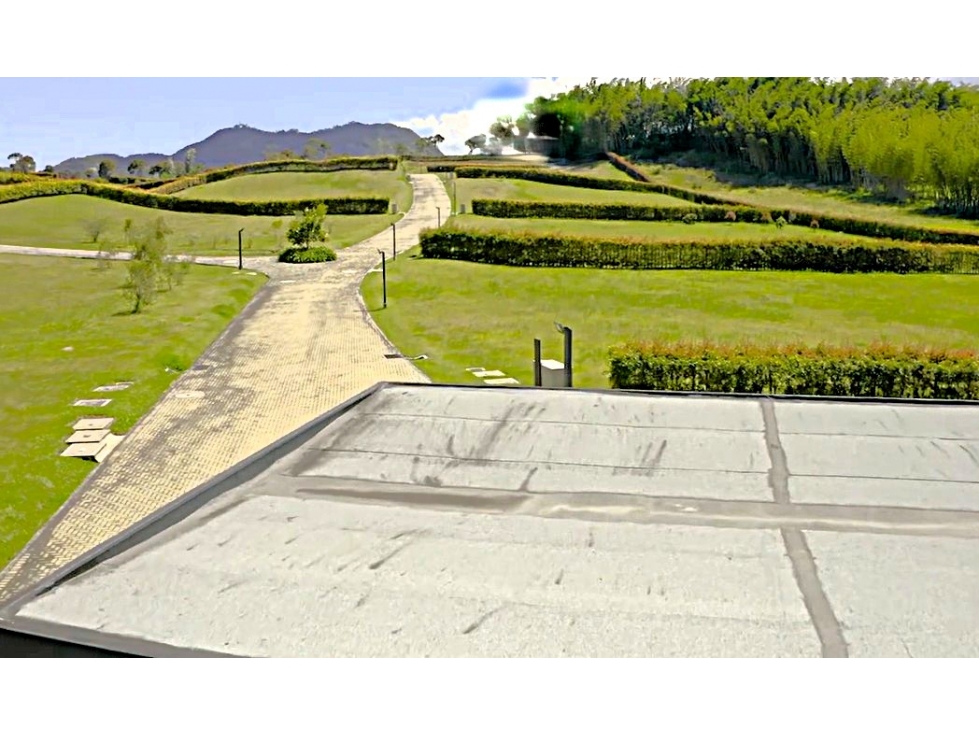 HERMOSO LOTE EN UNIDAD CERRADA EN EL MEJOR SECTOR DE LLANOGRANDE — foto 2