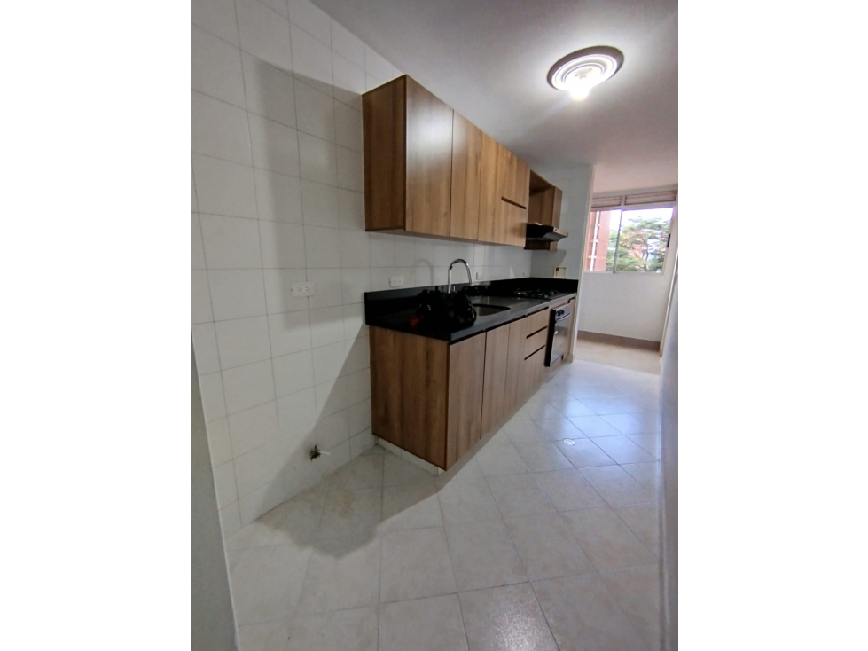 Se vende apartamento en Laureles, Segundo parque — foto 3