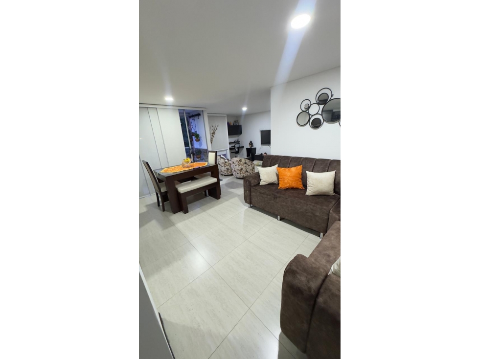 VENTA DE HERMOSO APARTAMENTO SECTOR DE SURAMERICA ITAGUI — foto 3