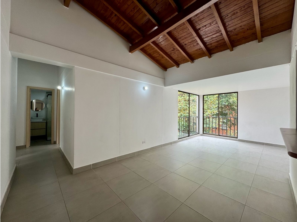 EXCELENTE APARTAMENTO EN ENVIGADO RODEADO DE NATURALEZA