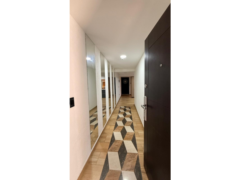 APARTAMENTO CON EXCELENTE UBICACION SAN JOAQUIN — foto 4