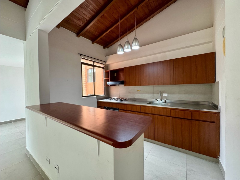 EXCELENTE APARTAMENTO EN ENVIGADO RODEADO DE NATURALEZA — foto 5