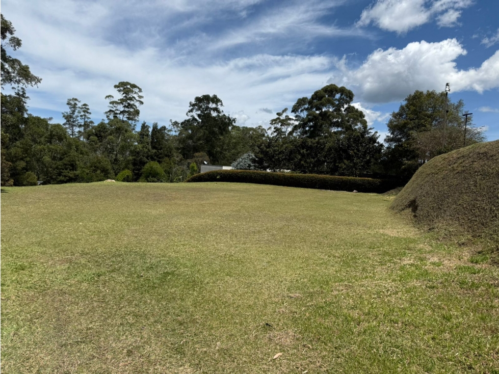 LOTE EN LLANOGRANDE EN COLINAS DE PAIMADO — foto 2