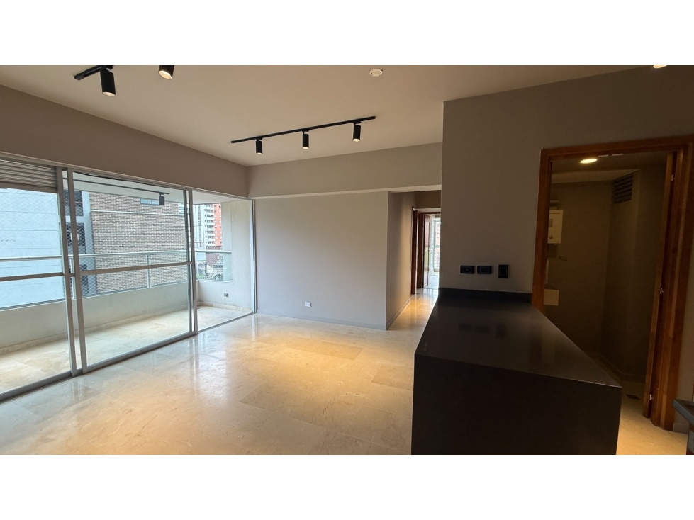 VENTA DE HERMOSO Y AMPLIO APARTAMENTO EN SABANETA SECTOR CARMELO