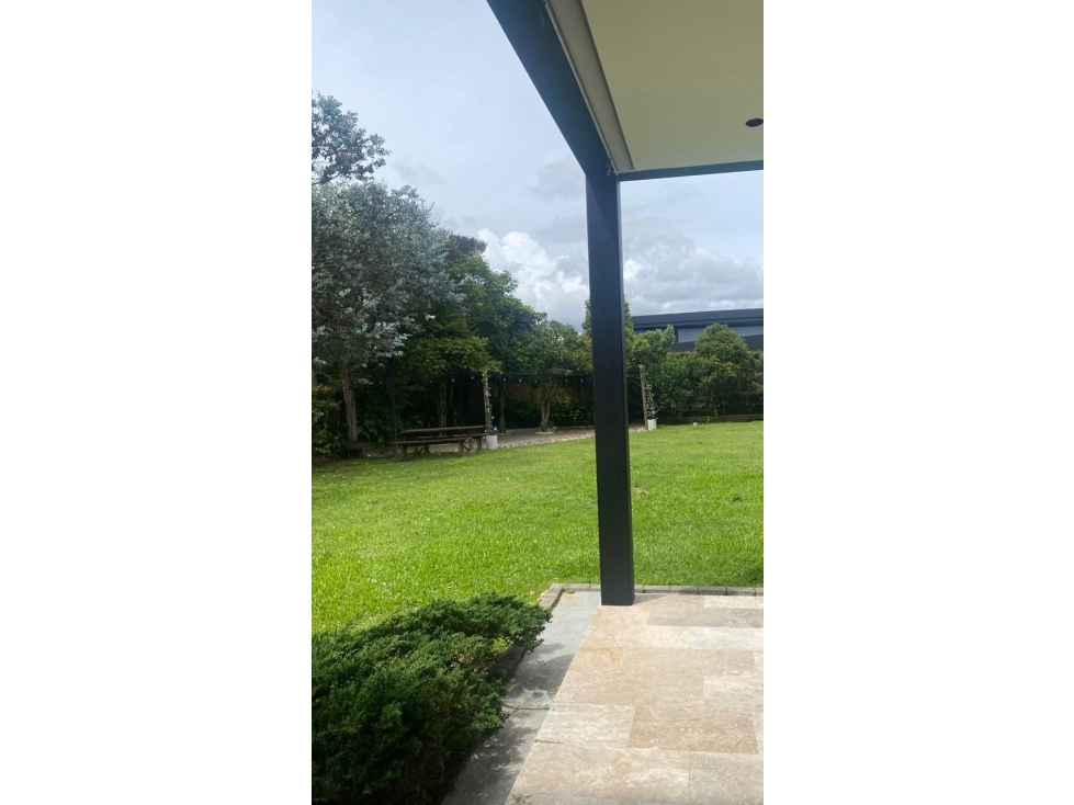 casa en llanogrande a pocos metrso del club campestre de llanogrande — foto 4