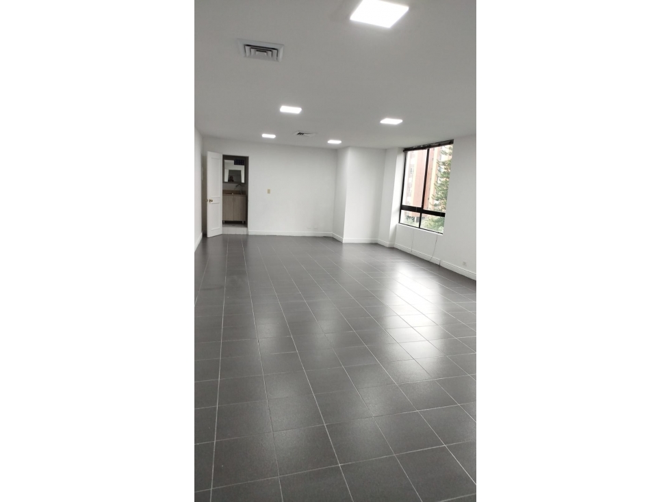 Oficina en la Aguacatala el poblado — foto 5