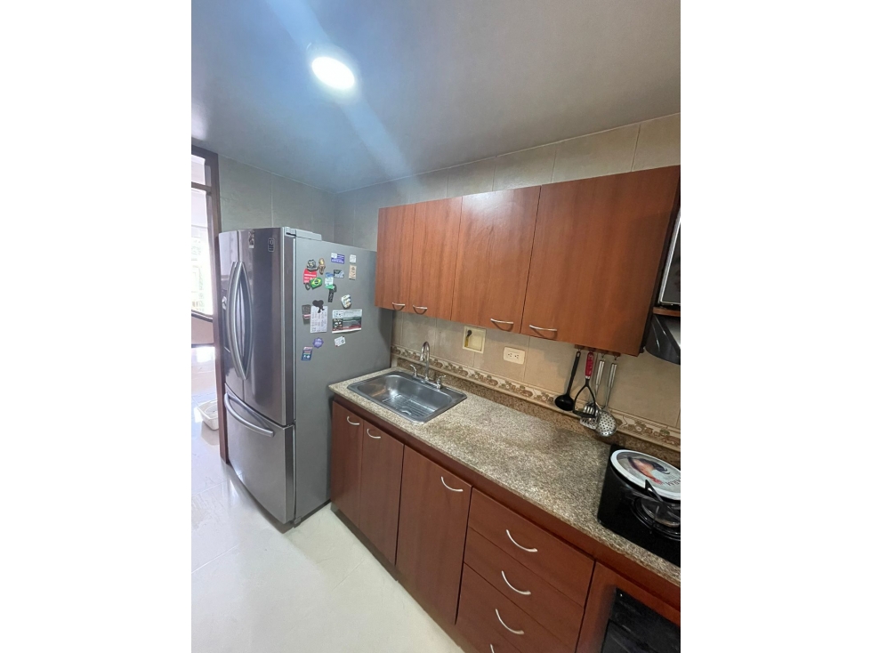 VENTA DE HERMOSA CASA EN ENVIGADO SECTOR PLANO — foto 2