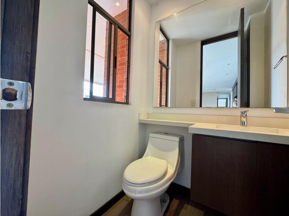 APARTAMENTO ULTIMO PISO CERCA AL INTER — foto 5