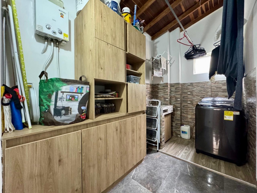 HERMOSO APARTAMENTO DUPLEX EN SAN JOAQUIN — foto 6