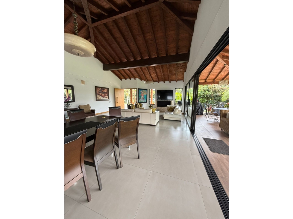 CASA EN PARCELACION EXCLUSIVA DE LLANOGRANDE CERCA AL CLUB — foto 6
